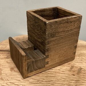 🟤 Solid Wood - Dovetail Crafted Workmanship - Pen - Pencil - Cell Phone Holder